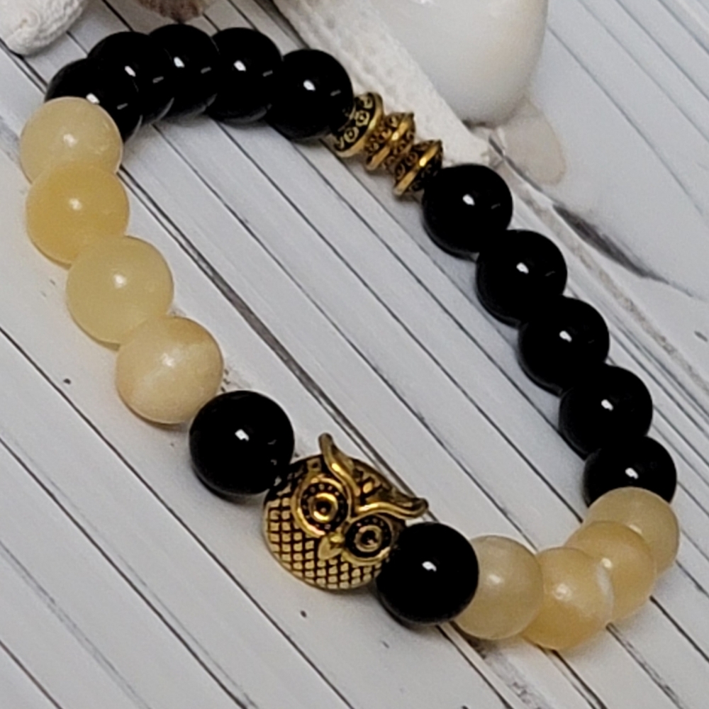 Yellow Jade and black onyx bracelet.